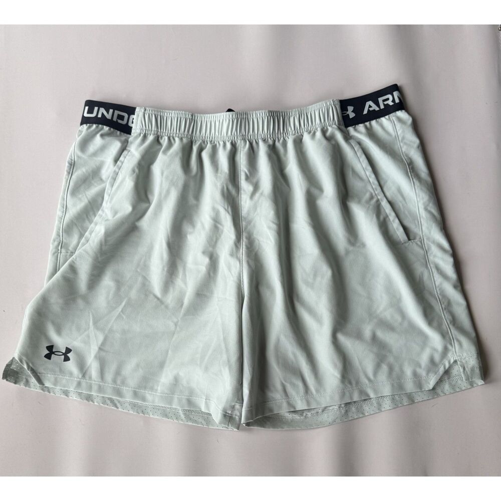 Men's Mint Under Armour Shorts Size 2x
